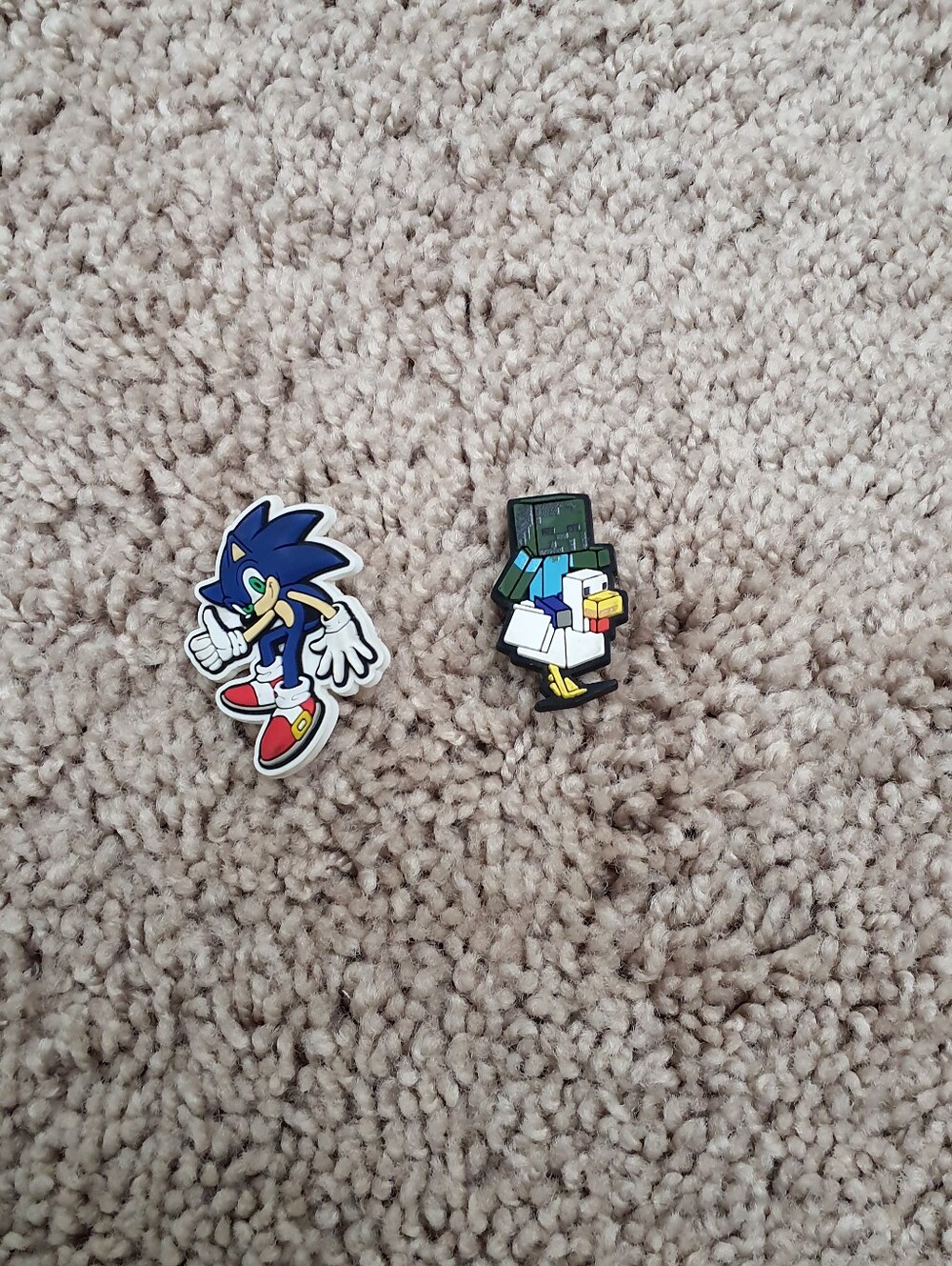 Crocs Jibbitz Lot of 2 Kids Charms - Sonic, Minecraft Duck